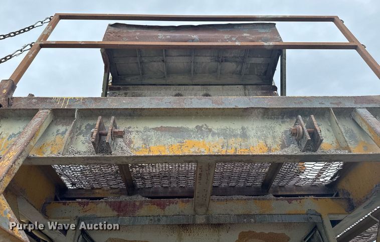 image for item DT0746 Cedarapids FSG6203-32 screed