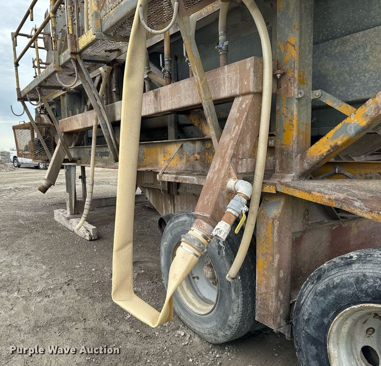 image for item DT0746 Cedarapids FSG6203-32 screed