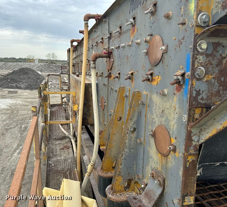 image for item DT0746 Cedarapids FSG6203-32 screed