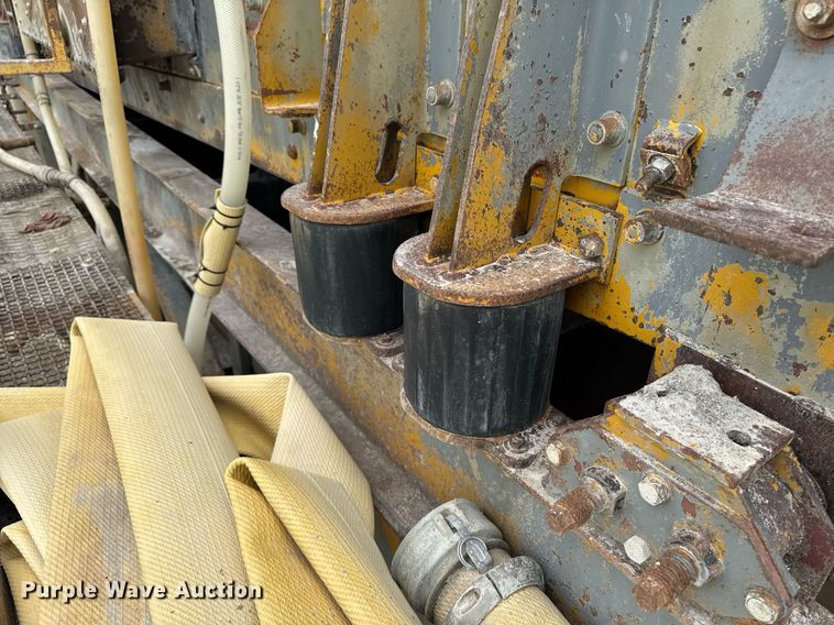 image for item DT0746 Cedarapids FSG6203-32 screed