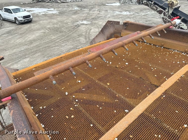 image for item DT0746 Cedarapids FSG6203-32 screed