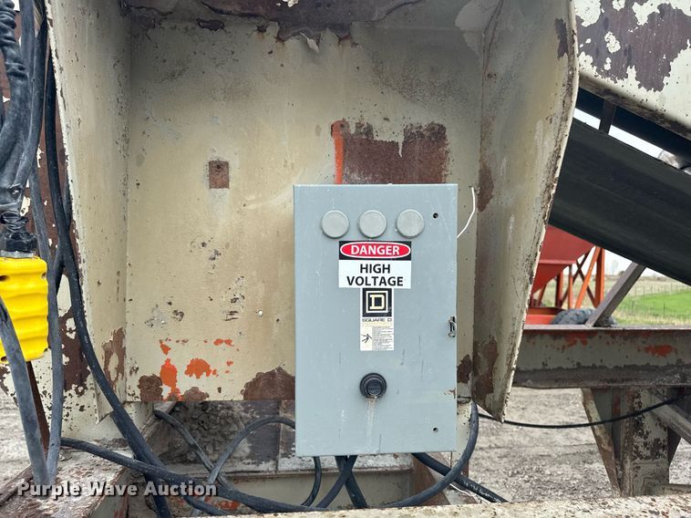 image for item DT0747 Surge bin