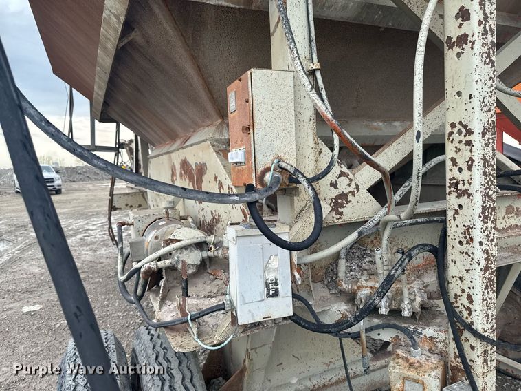 image for item DT0747 Surge bin