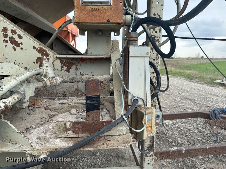 image for item DT0747 Surge bin