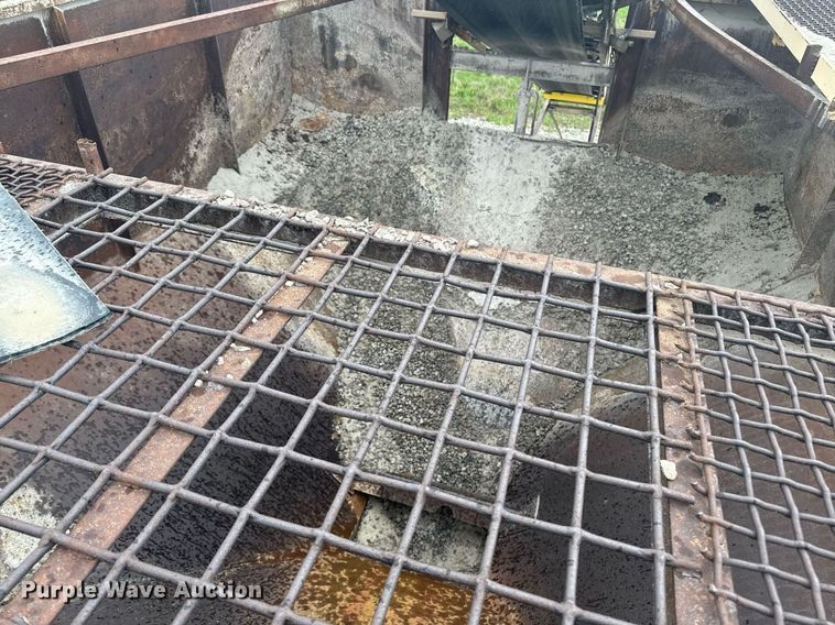 image for item DT0747 Surge bin