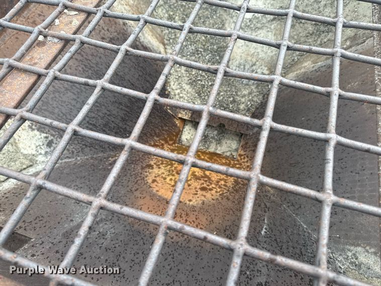 image for item DT0747 Surge bin