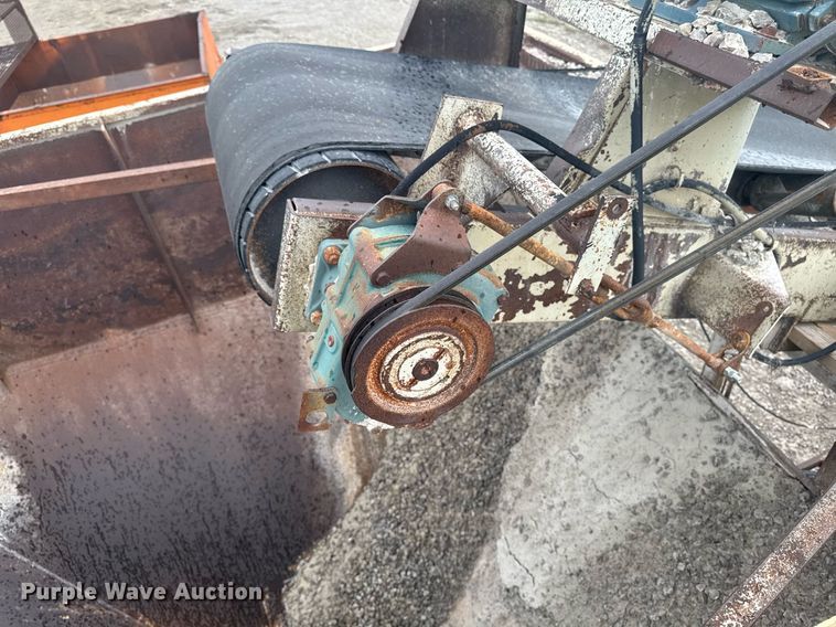 image for item DT0747 Surge bin