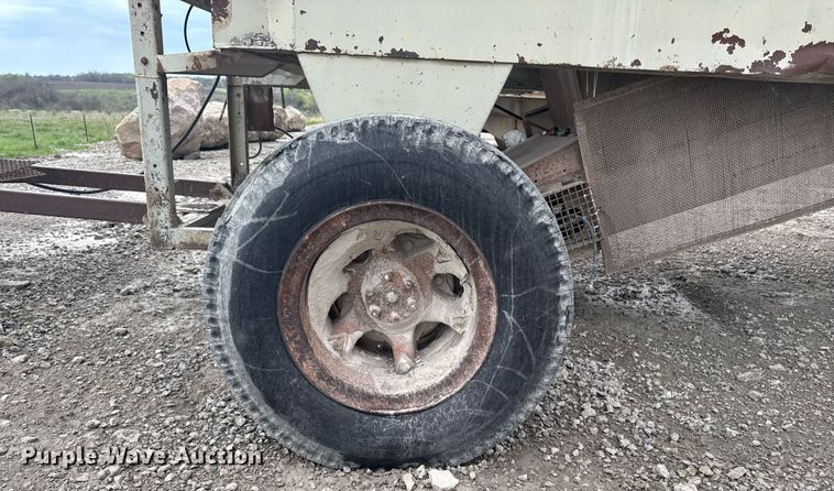 image for item DT0747 Surge bin