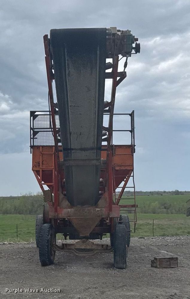 image for item DT0748 Surge bin