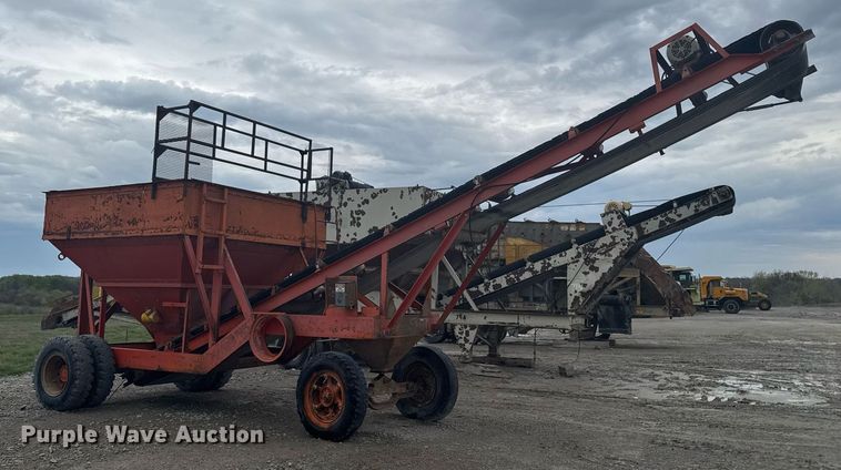 image for item DT0748 Surge bin