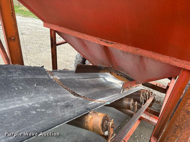 image for item DT0748 Surge bin