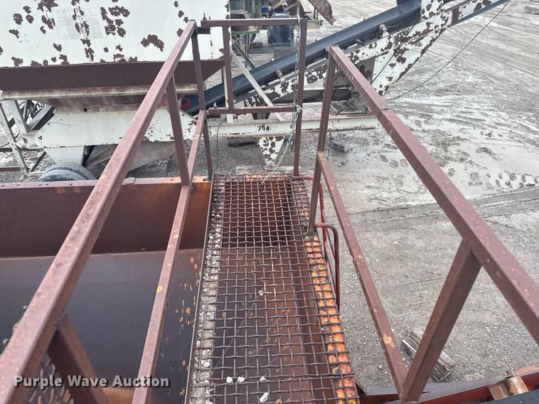 image for item DT0748 Surge bin