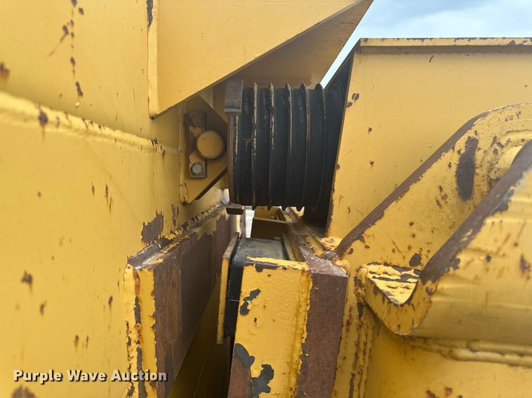 image for item DT0749 Caterpillar dozer blade