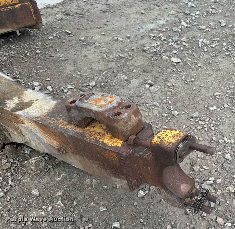 image for item DT0749 Caterpillar dozer blade