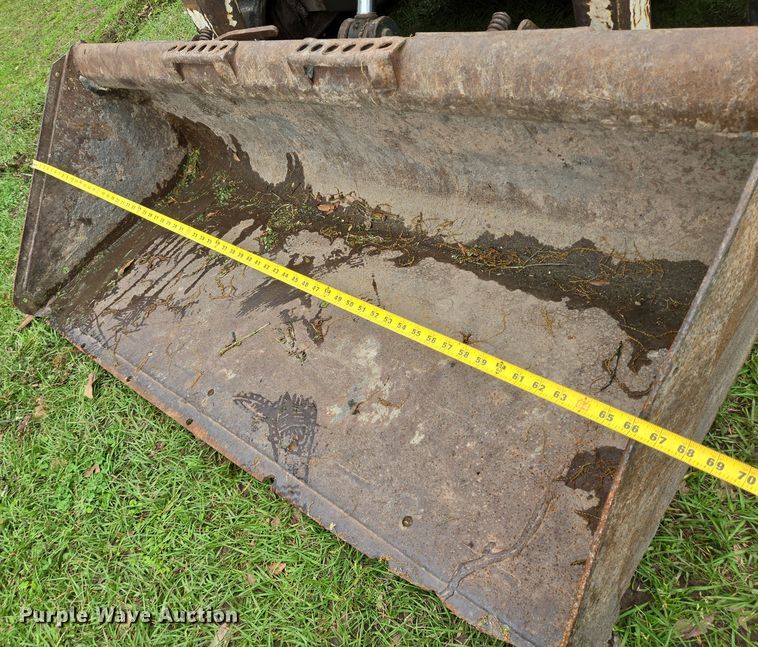 image for item DT4753 2000 Bobcat 864 tracked skid steer loader