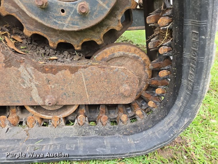 image for item DT4753 2000 Bobcat 864 tracked skid steer loader