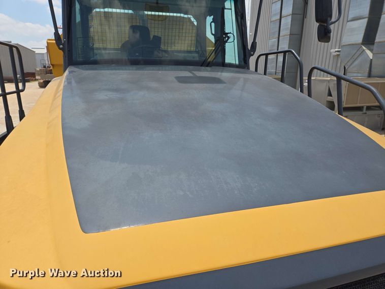 image for item DT4871 2020 Bell B30E articulated haul truck