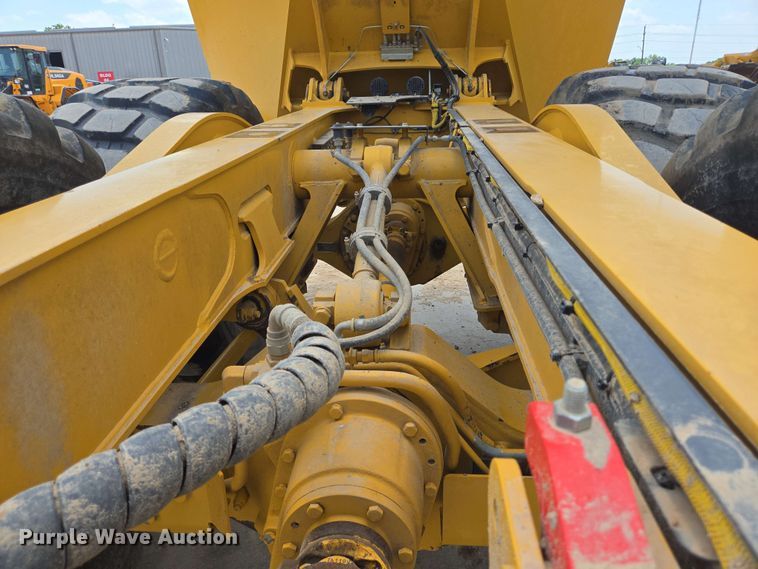 image for item DT4871 2020 Bell B30E articulated haul truck