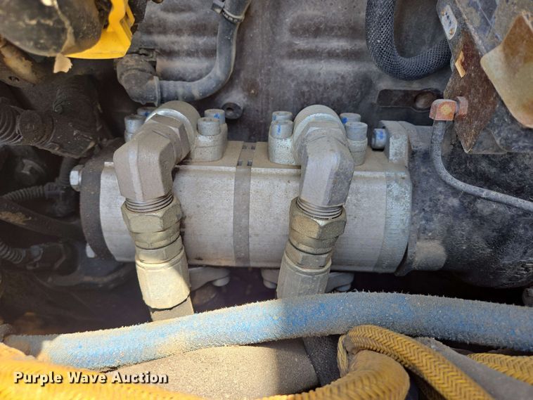 image for item DT4871 2020 Bell B30E articulated haul truck