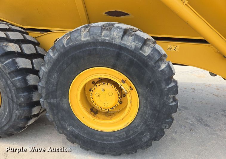 image for item DT4871 2020 Bell B30E articulated haul truck