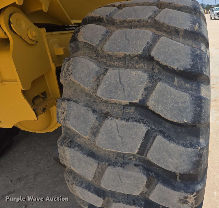 image for item DT4871 2020 Bell B30E articulated haul truck