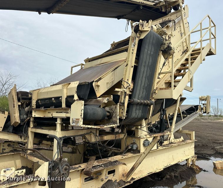 image for item DT6613 2010 Astec 2612V screening plant