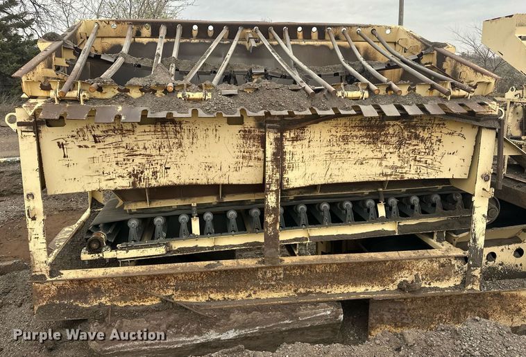 image for item DT6613 2010 Astec 2612V screening plant