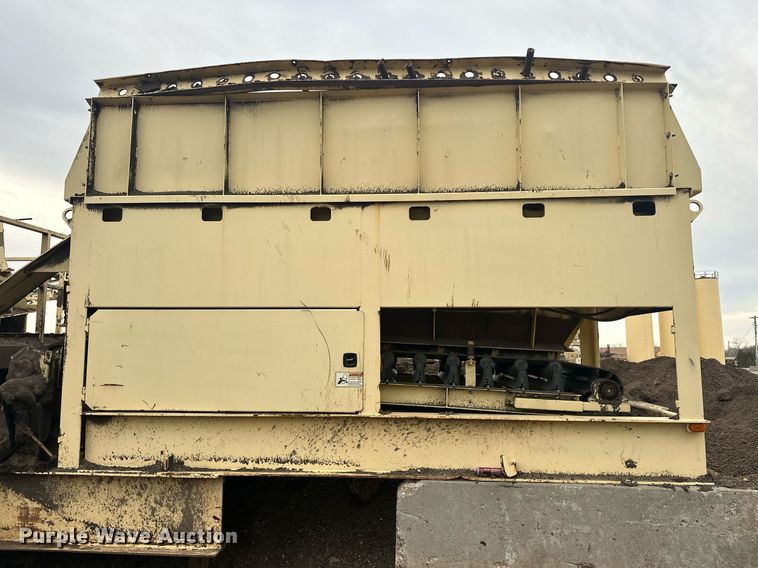 image for item DT6613 2010 Astec 2612V screening plant