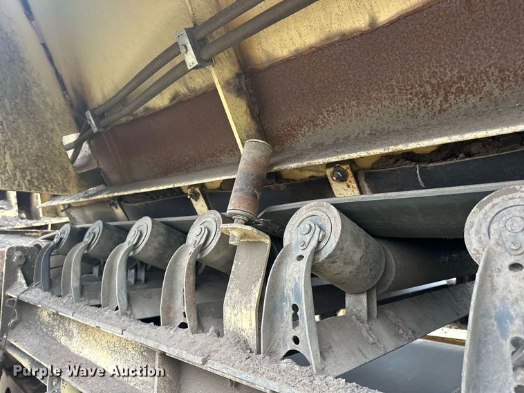 image for item DT6613 2010 Astec 2612V screening plant