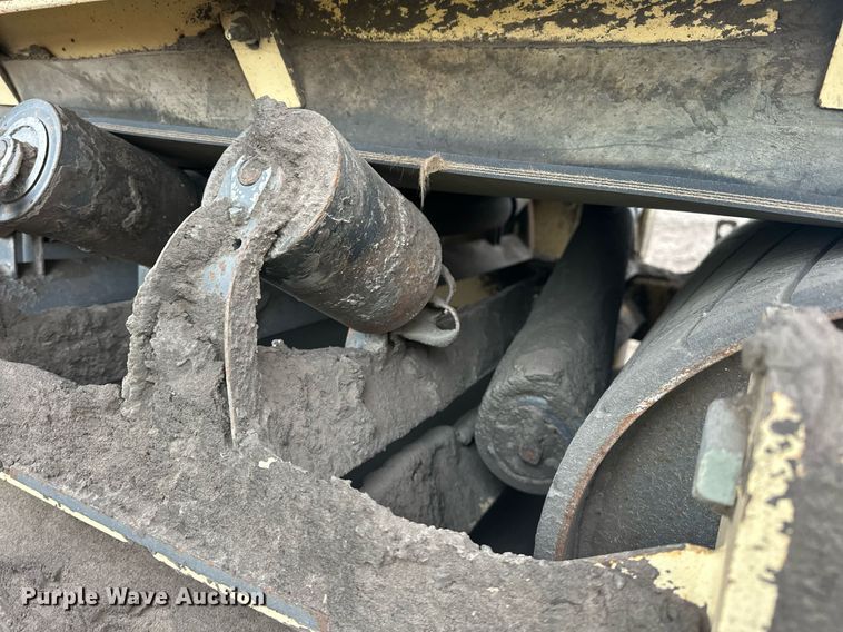 image for item DT6613 2010 Astec 2612V screening plant