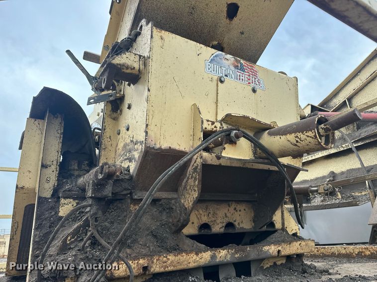 image for item DT6613 2010 Astec 2612V screening plant