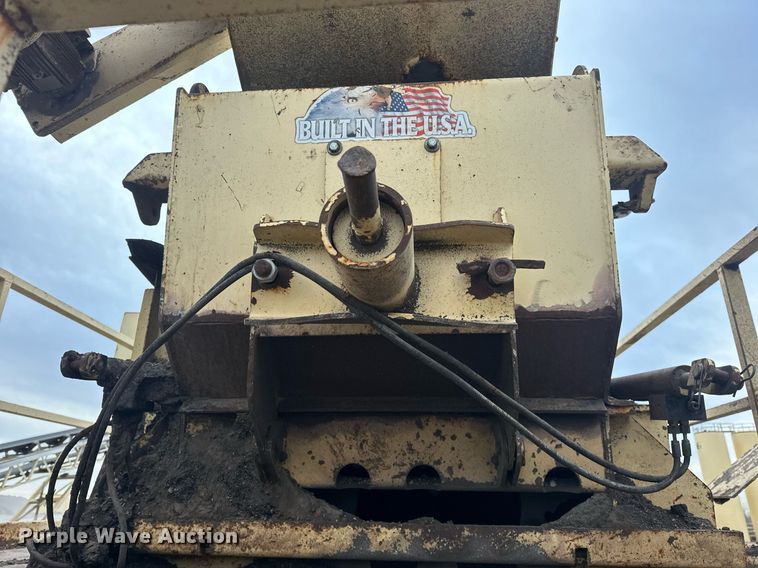 image for item DT6613 2010 Astec 2612V screening plant