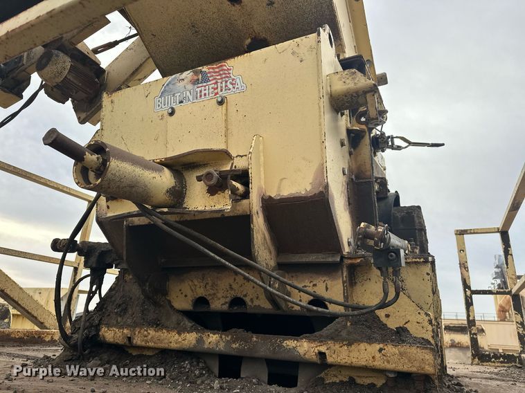 image for item DT6613 2010 Astec 2612V screening plant