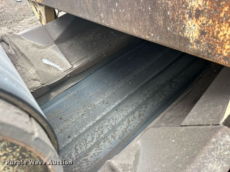 image for item DT6613 2010 Astec 2612V screening plant