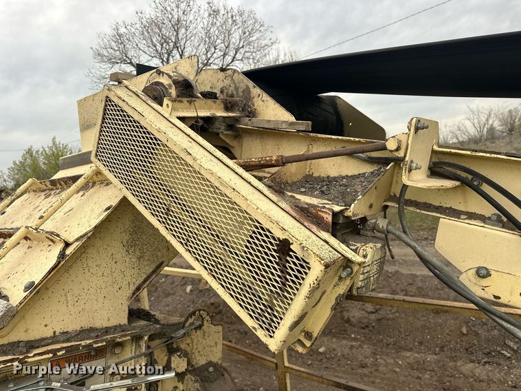 image for item DT6613 2010 Astec 2612V screening plant