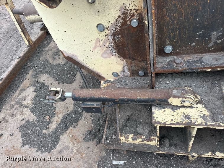 image for item DT6613 2010 Astec 2612V screening plant