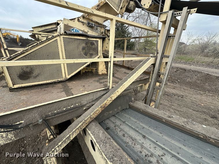 image for item DT6613 2010 Astec 2612V screening plant