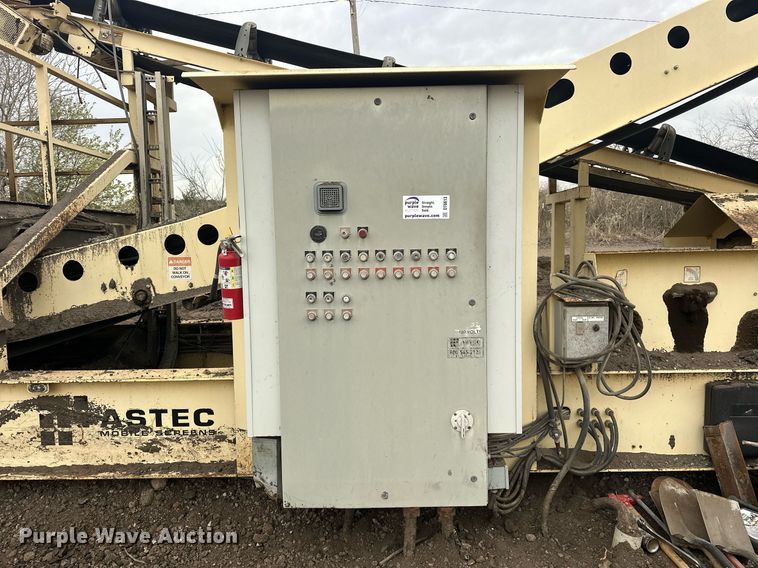 image for item DT6613 2010 Astec 2612V screening plant