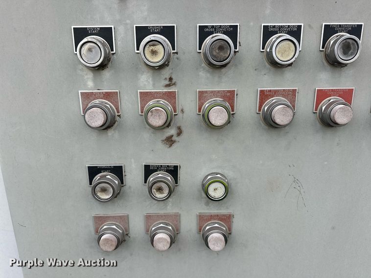 image for item DT6613 2010 Astec 2612V screening plant