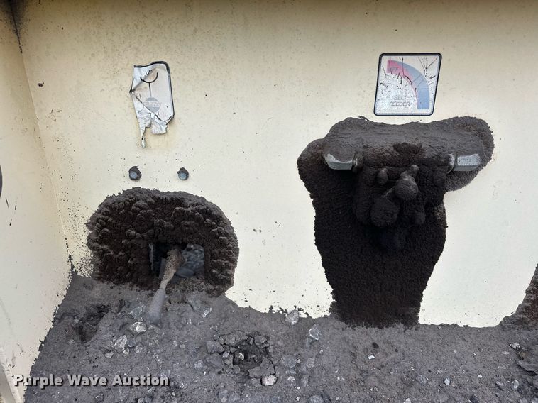 image for item DT6613 2010 Astec 2612V screening plant