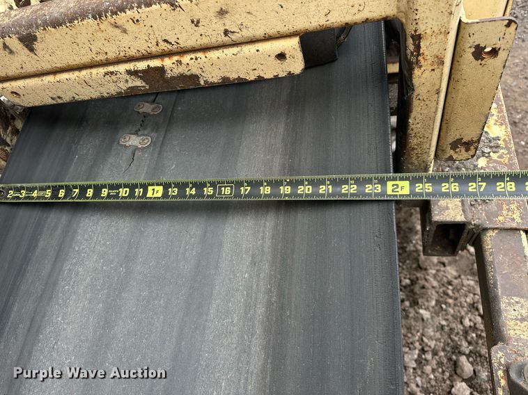 image for item DT6613 2010 Astec 2612V screening plant