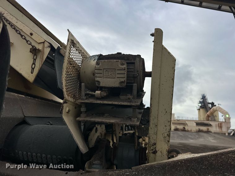 image for item DT6613 2010 Astec 2612V screening plant