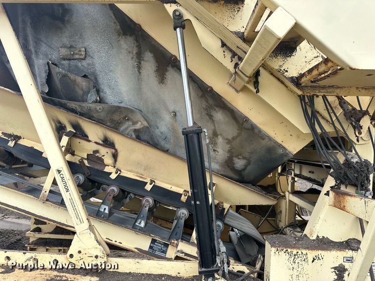 image for item DT6613 2010 Astec 2612V screening plant