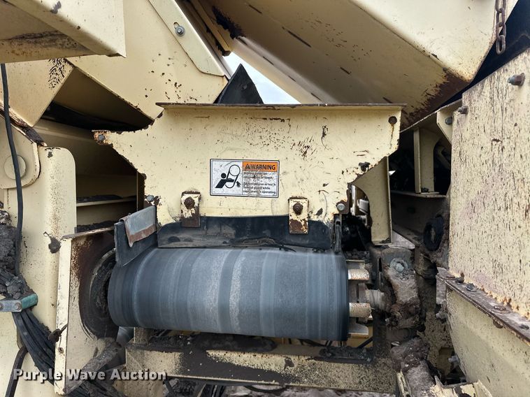 image for item DT6613 2010 Astec 2612V screening plant