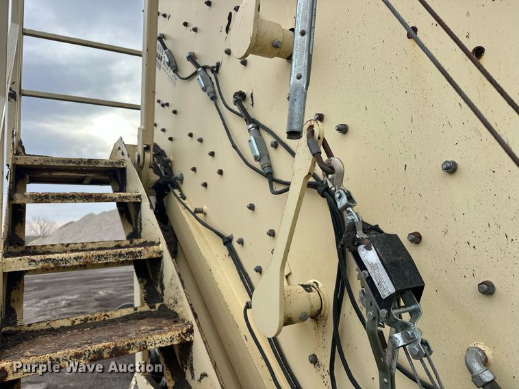 image for item DT6613 2010 Astec 2612V screening plant