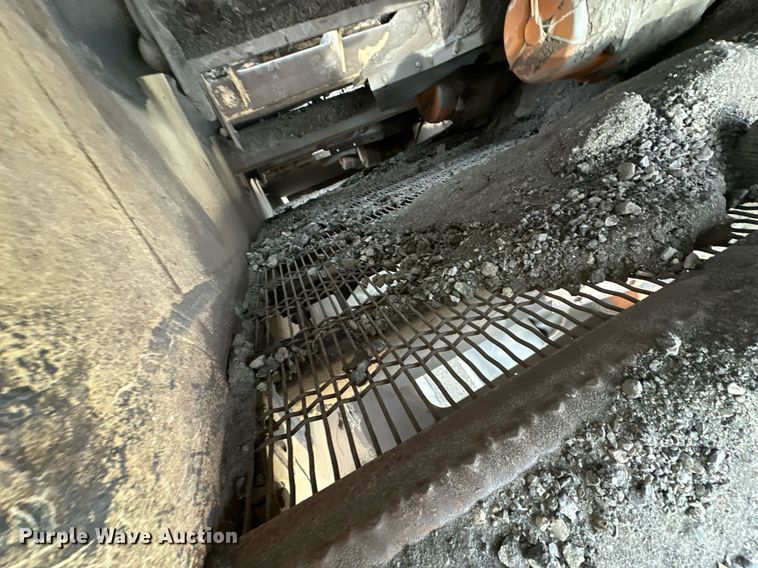 image for item DT6613 2010 Astec 2612V screening plant