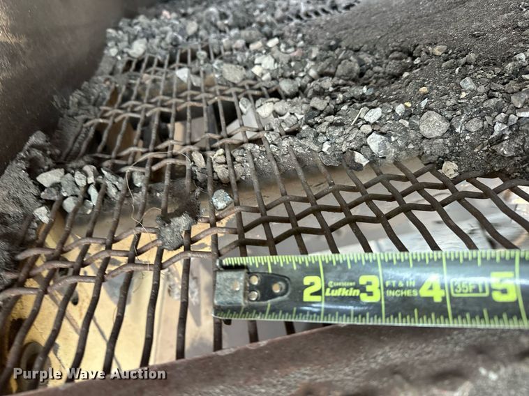 image for item DT6613 2010 Astec 2612V screening plant