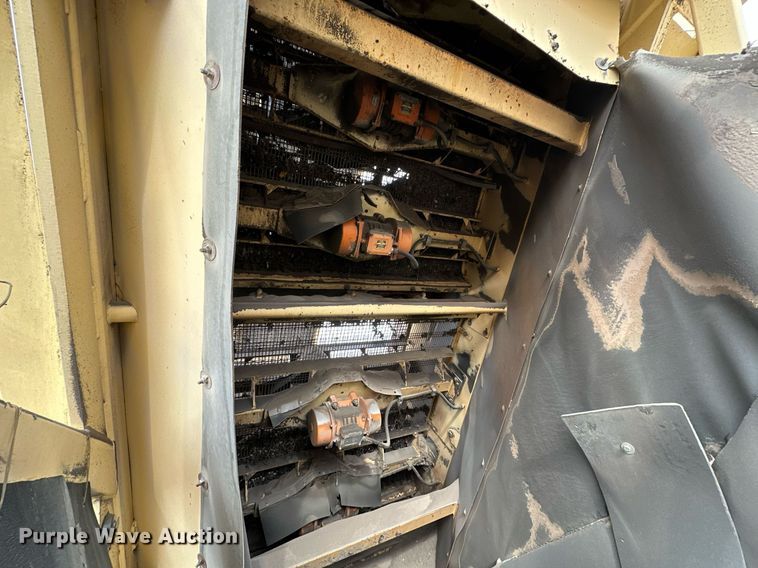 image for item DT6613 2010 Astec 2612V screening plant