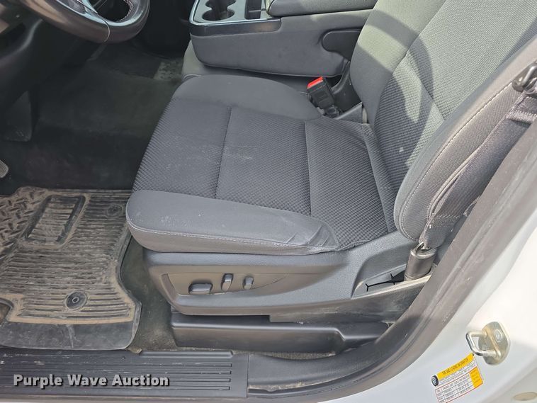 image for item DT6816 2018 Chevrolet Silverado 1500 LT Double Cab pickup truck