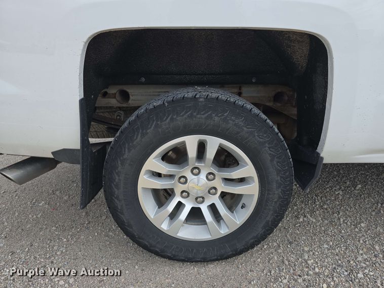 image for item DT6816 2018 Chevrolet Silverado 1500 LT Double Cab pickup truck